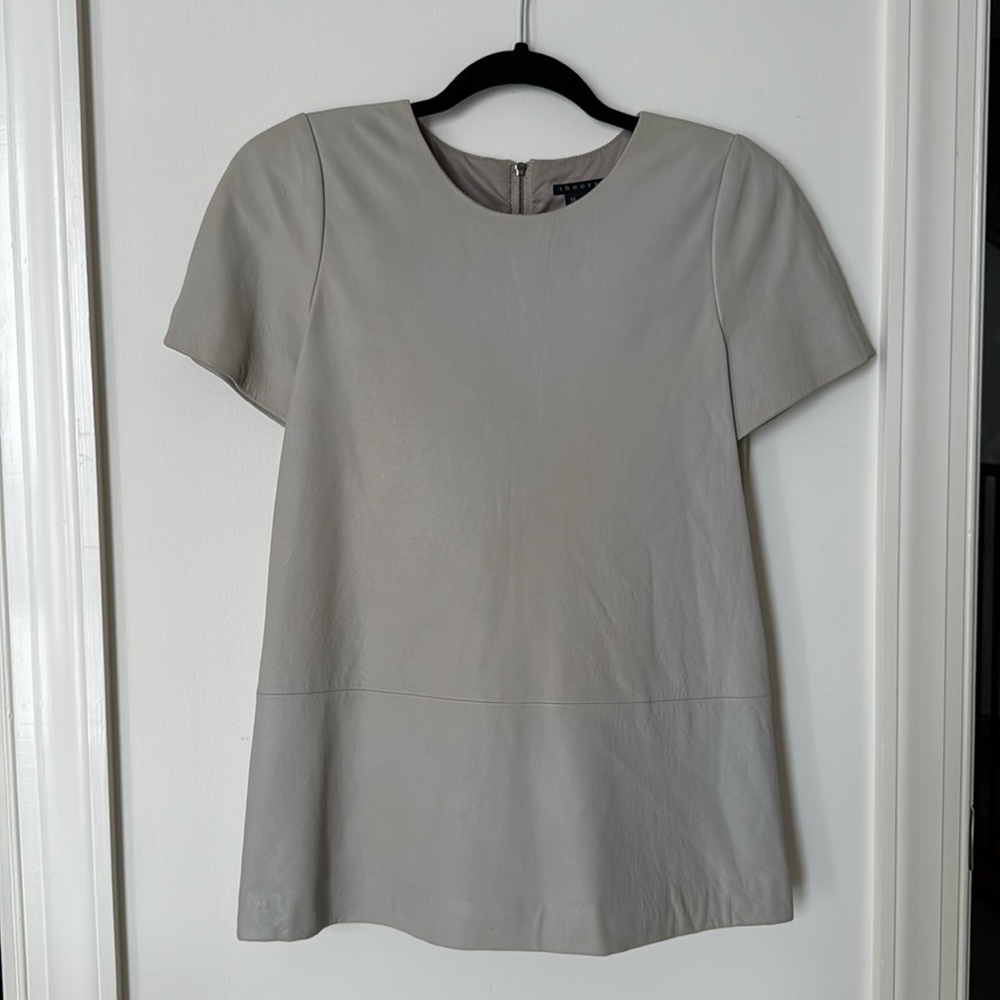 Theory lambskin leather size M align cut
